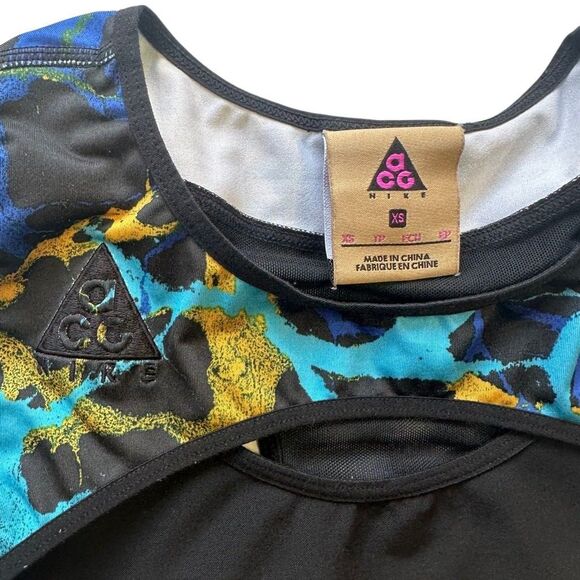 Nike ACG Crop Top AOP CU0262-010 Blue Black Size XS Sport Bra Compression - Picture 2 of 10